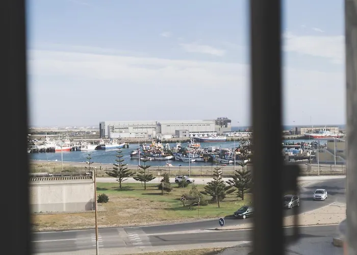 10 - Relax And Surf In Peniche