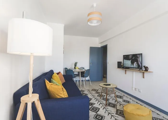 10 - Relax And Surf In Peniche